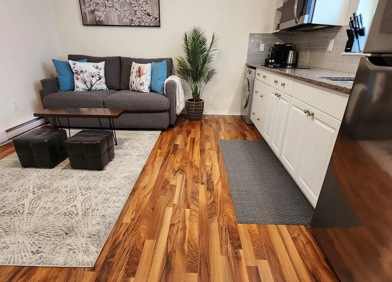 Apartment Adorable 1- Bedroom Suite In Langford Victoria
