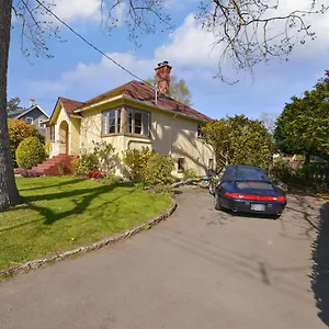 Oak Bay Village Holiday home